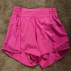 Lululemon Hotty hot shorts
